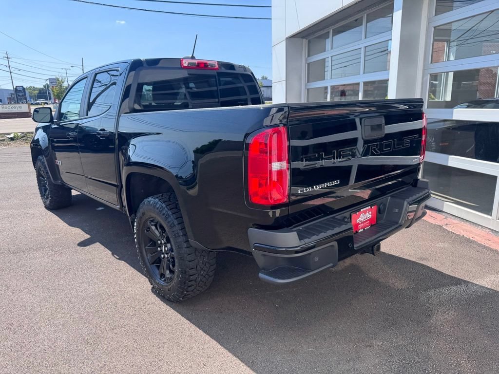 Used 2021 Chevrolet Colorado Z71 w/ Z71 Midnight Edition AWD/4WD image 3