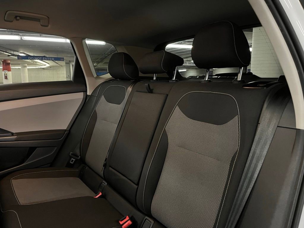 Certified 2022 Volkswagen Taos S image 20