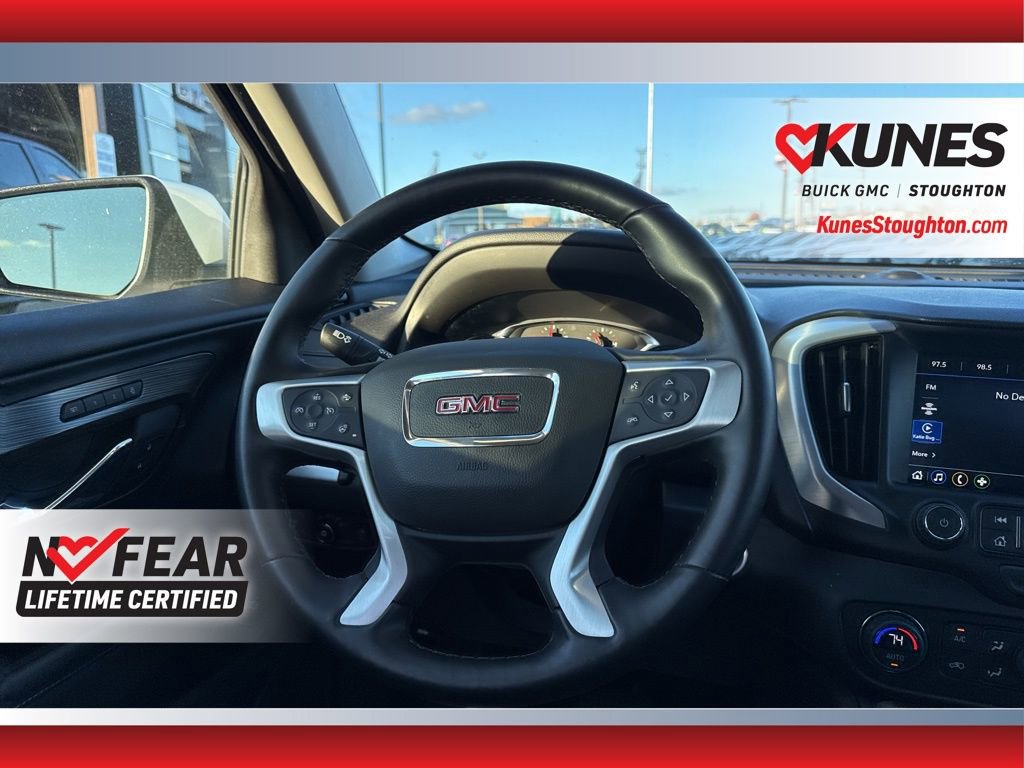 Used 2024 GMC Terrain SLT image 39