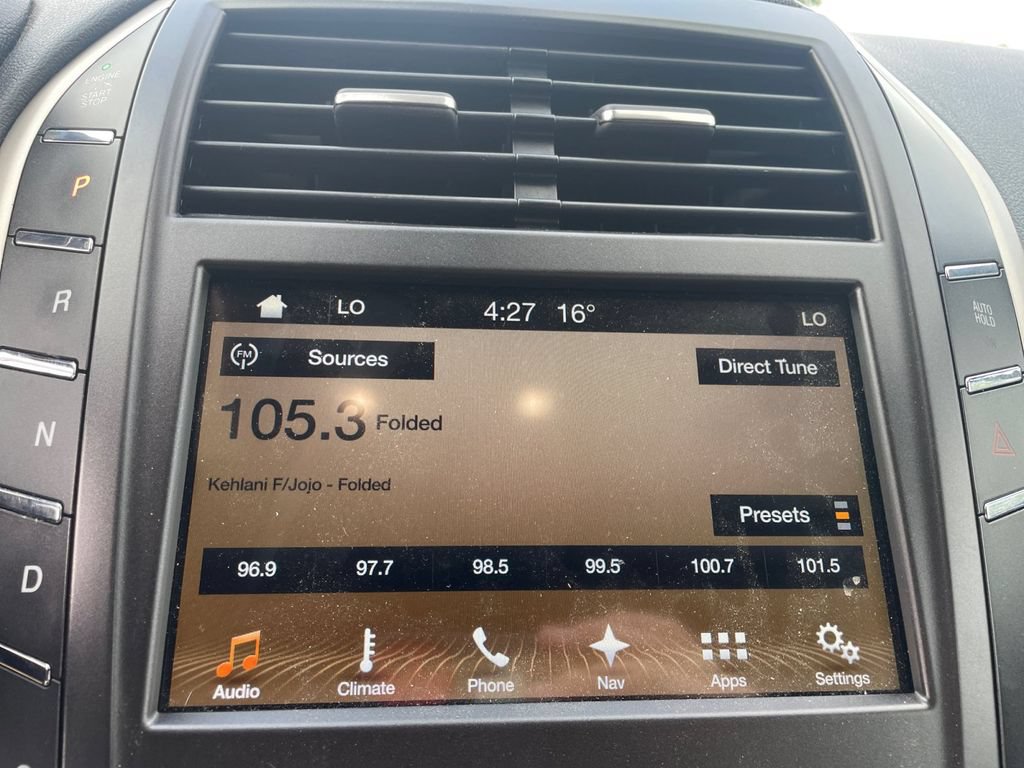 Used 2018 Lincoln MKC Reserve w/ Class II Trailer Tow Package AWD/4WD image 22
