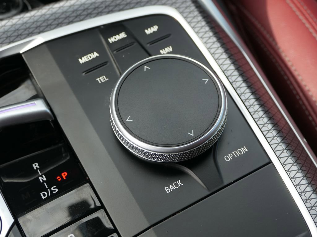 Used 2025 BMW M340i w/ Premium Package image 21