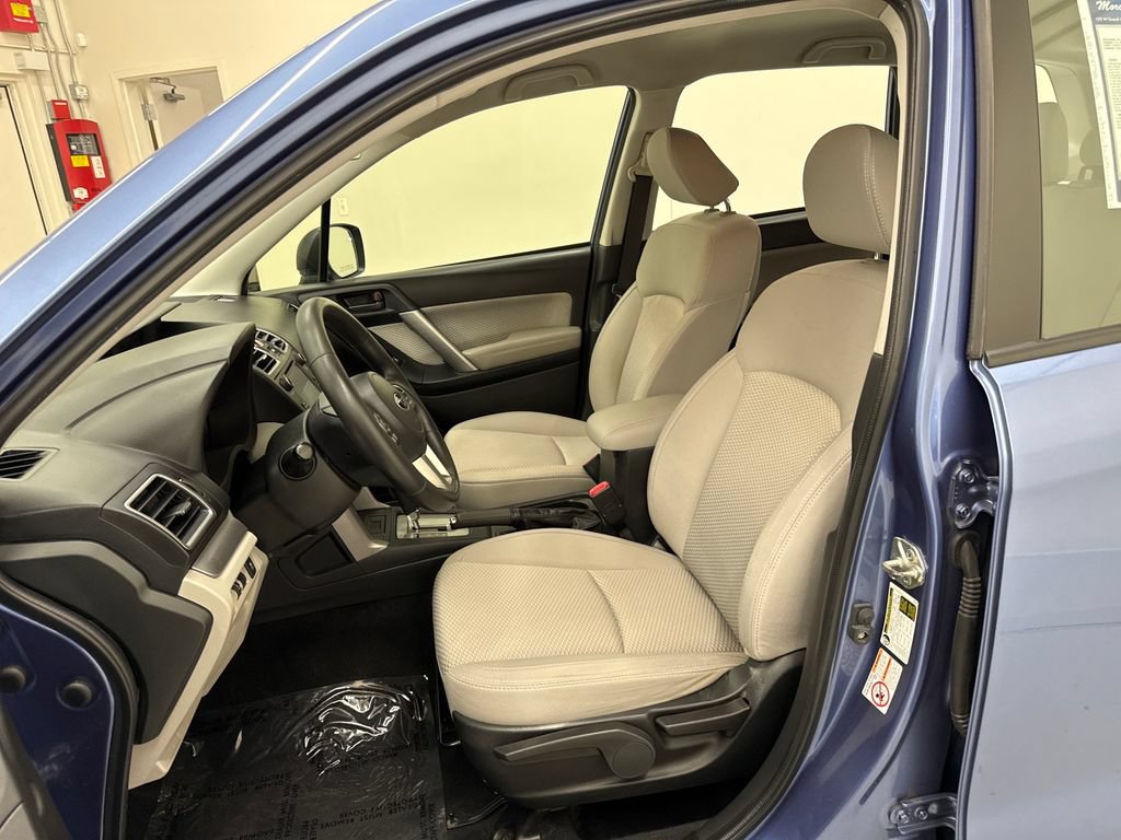 Used 2018 Subaru Forester 2.5i w/ Alloy Wheel Package AWD/4WD image 14