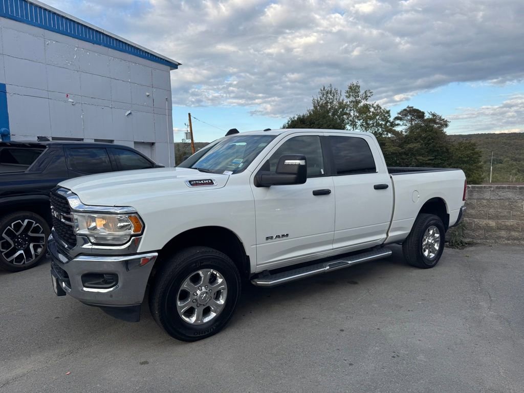 Used 2023 RAM 2500 Big Horn w/ Level 1 Equipment Group image 2