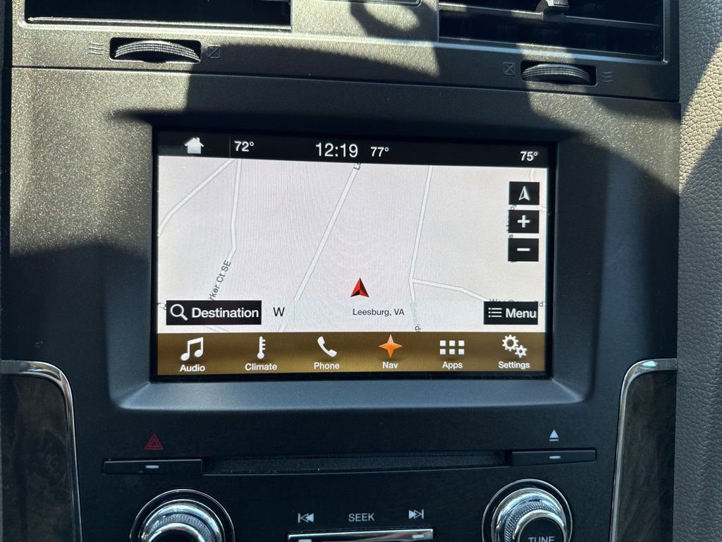 Used 2016 Lincoln Navigator Select AWD/4WD image 29