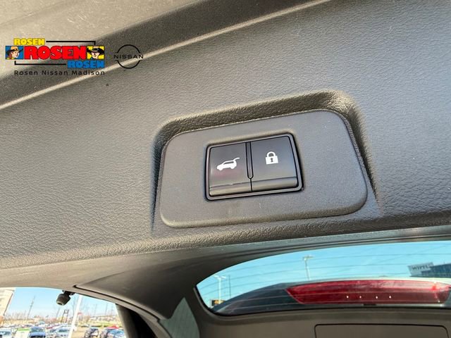 Certified 2023 Nissan Rogue SV w/ SV Premium B Package AWD/4WD image 31