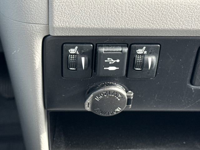 Used 2020 Toyota Sienna XLE w/ XLE Navigation Package image 32