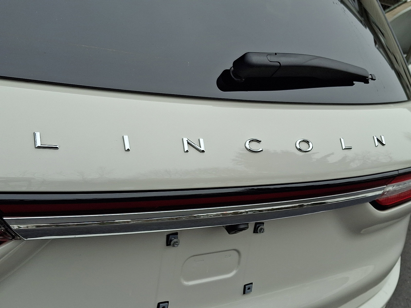 Used 2024 Lincoln Corsair AWD w/ Equipment Group 101A image 29