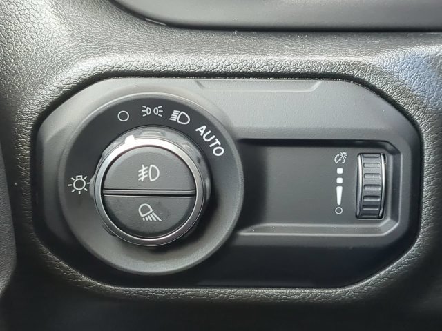 Used 2023 Jeep Gladiator Sport AWD/4WD image 25