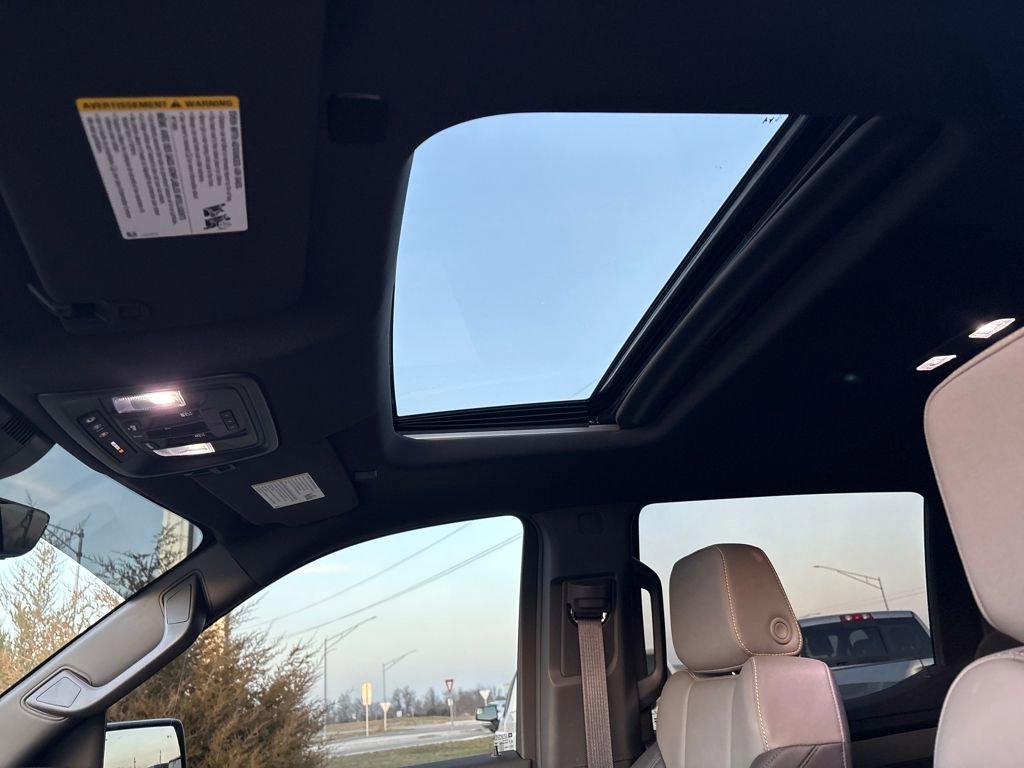 Used 2025 Chevrolet Silverado 1500 ZR2 w/ Technology Package image 28