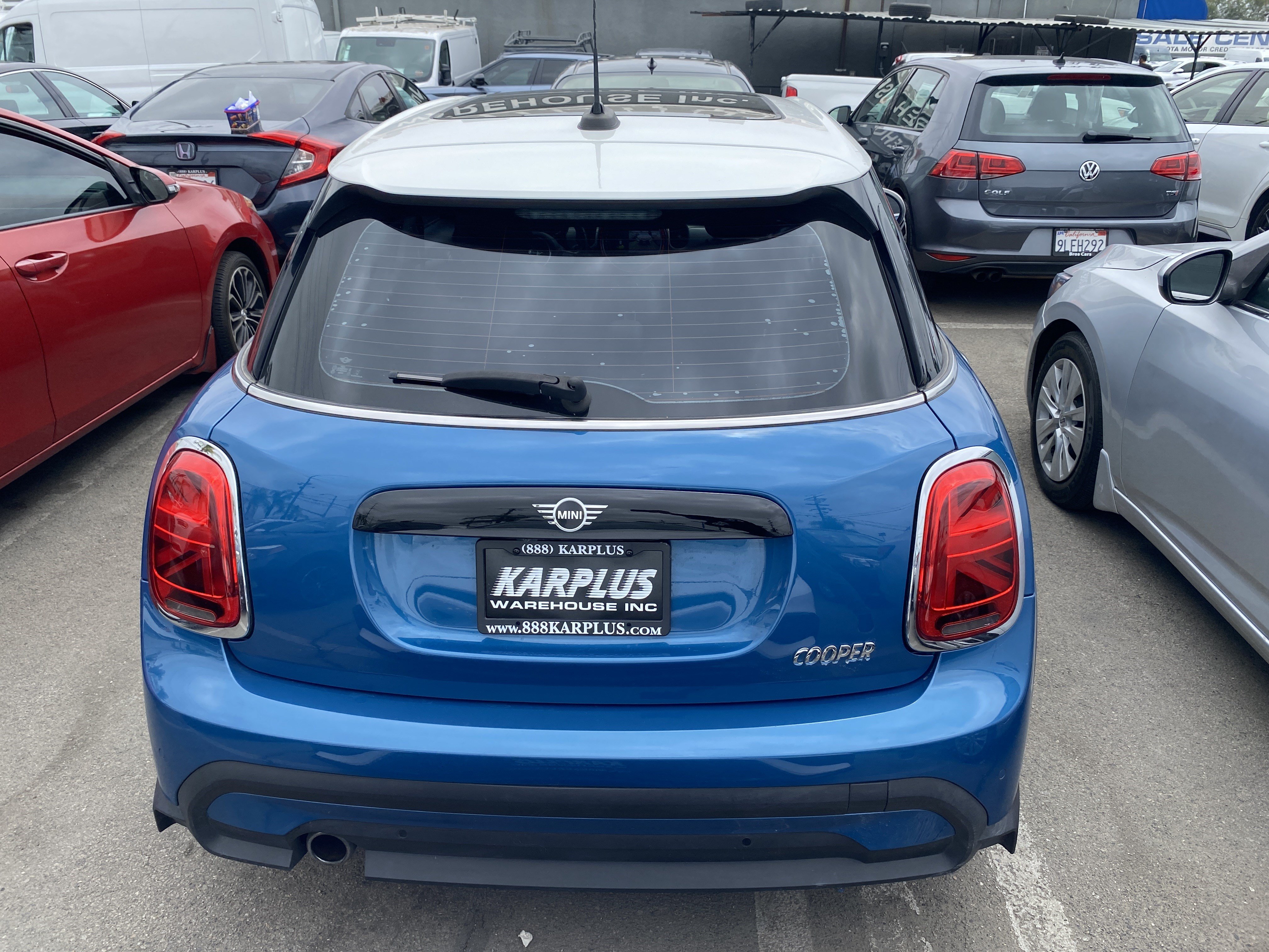 Used 2024 MINI Cooper 4-Door Hardtop FWD image 10