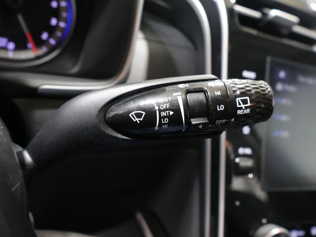 Used 2023 Hyundai Tucson SE image 33