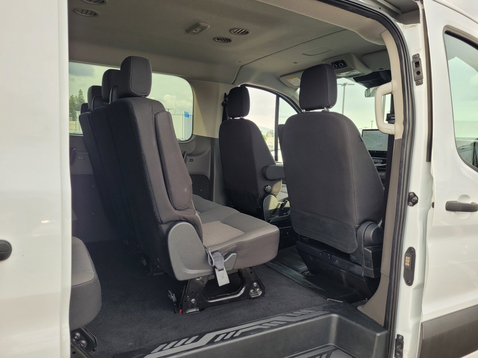 Used 2024 Ford Transit 350 XLT image 13