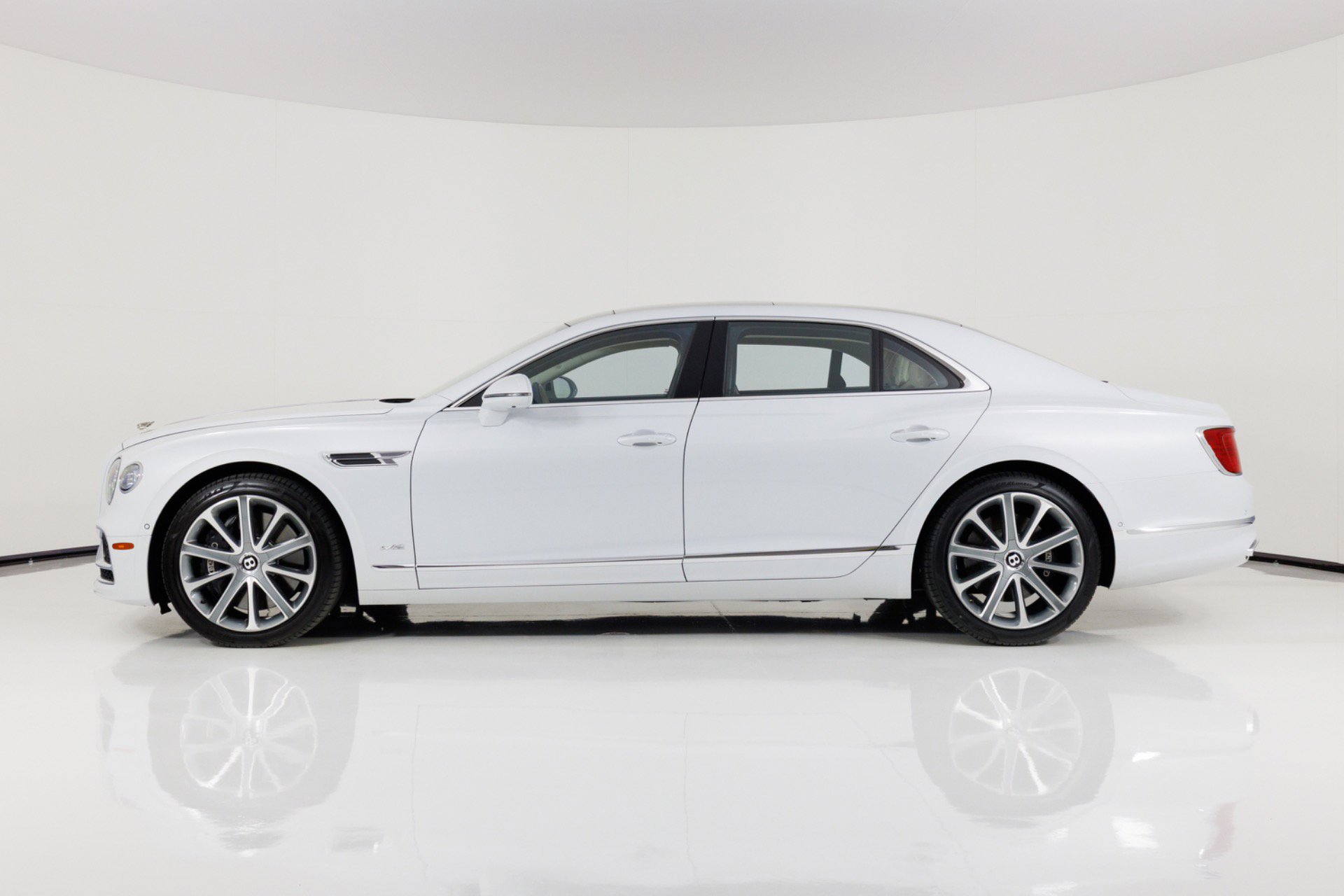 Used 2020 Bentley Flying Spur W12 AWD/4WD image 6