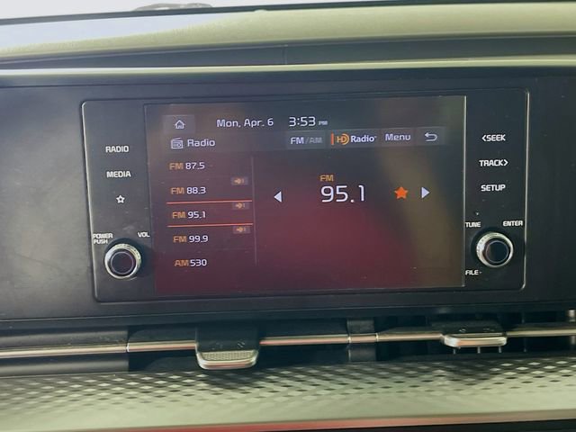 Used 2023 Kia Carnival LX image 15