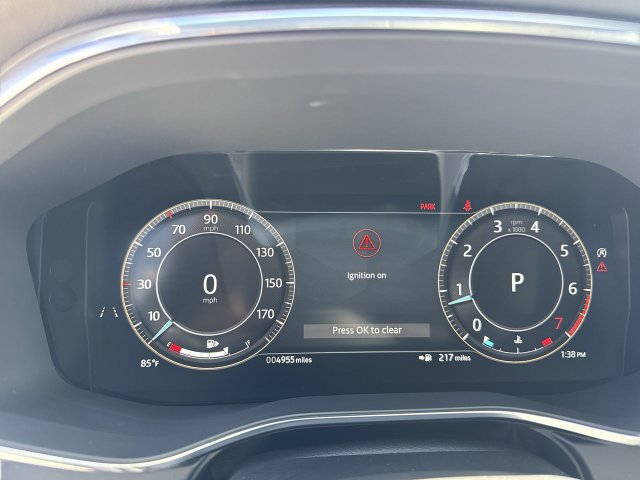 Used 2024 Jaguar XF R-Dynamic SE RWD image 15