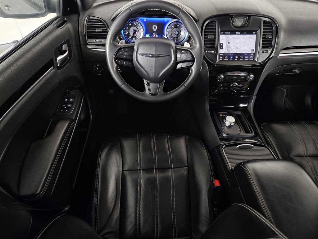 Used 2023 Chrysler 300 S RWD image 7