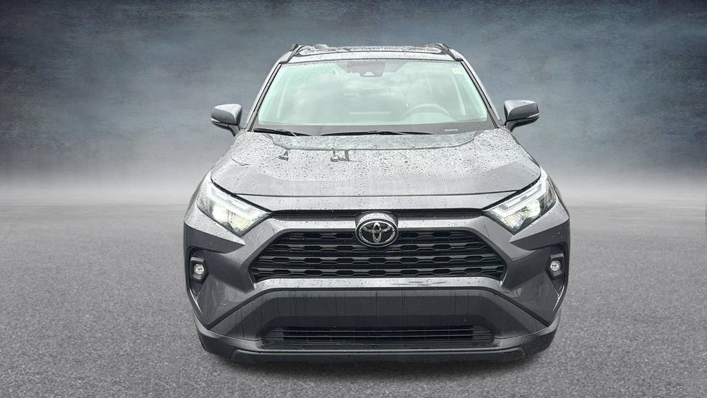 Used 2023 Toyota RAV4 XLE Premium AWD/4WD image 8