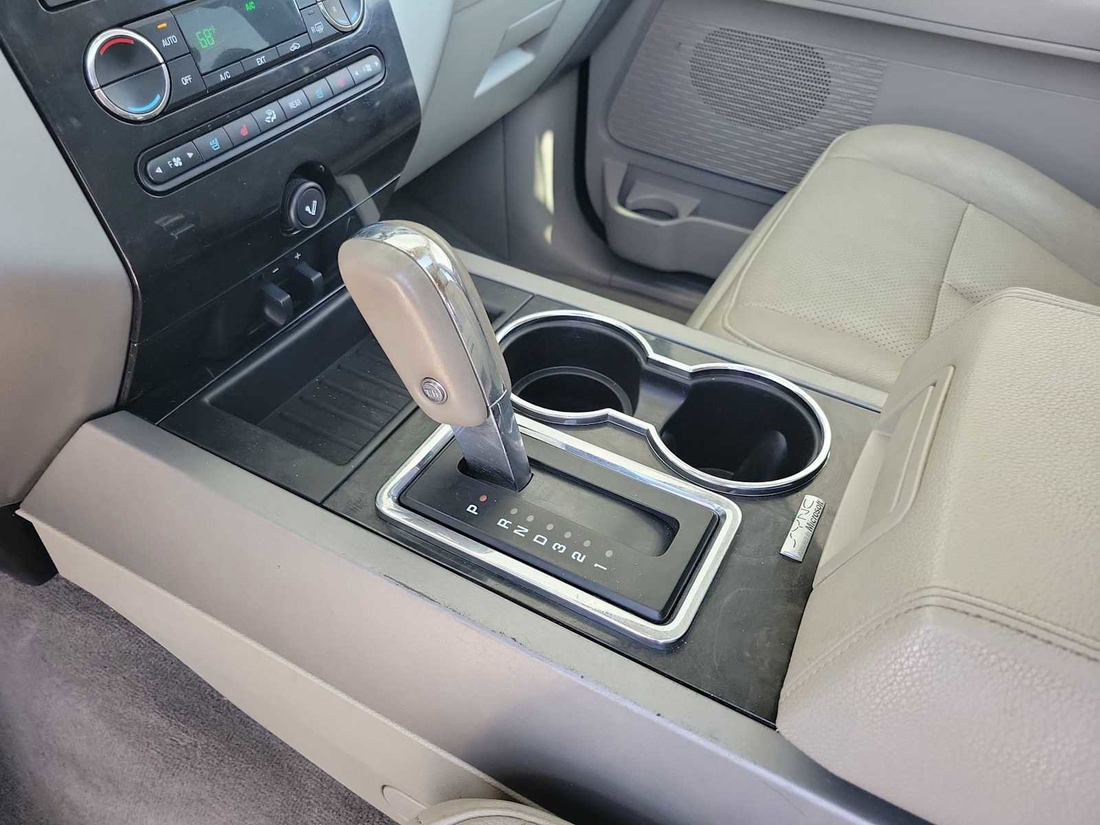 Used 2013 Ford Expedition Limited image 13