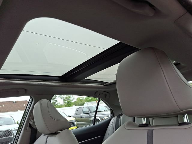 Certified 2022 Toyota Camry XSE FWD image 15