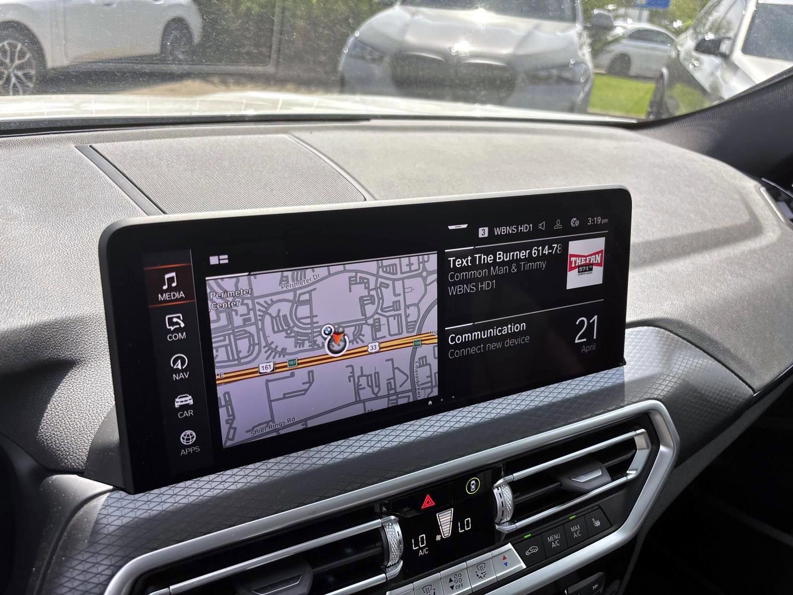 Used 2025 BMW X4 xDrive30i w/ M Sport Package AWD/4WD image 19