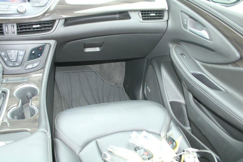 Used 2020 Buick Envision Premium w/ LPO, Cargo Package image 13