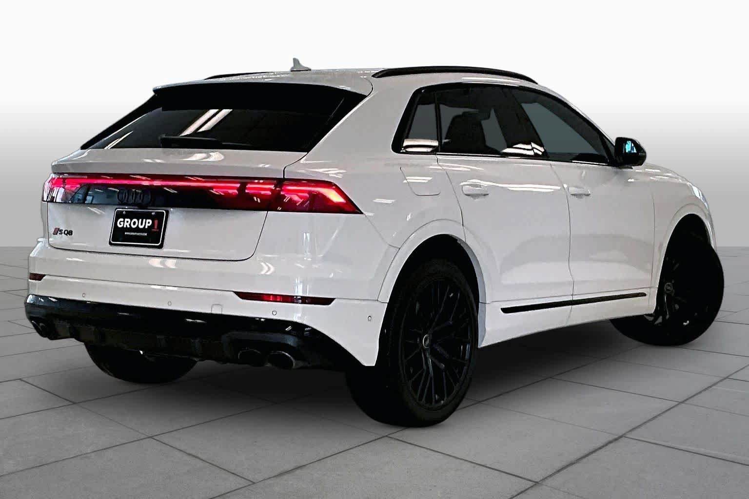 Used 2025 Audi SQ8 Prestige AWD/4WD image 11