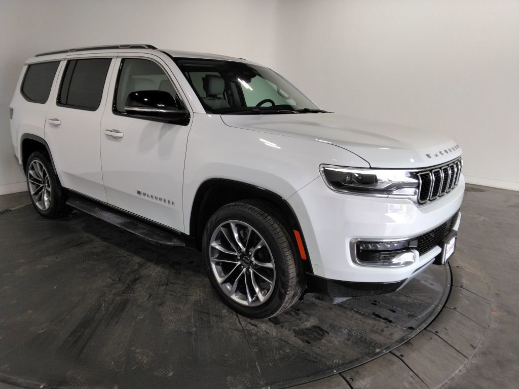Used 2023 Jeep Wagoneer Series II w/ Premium Group I image 4