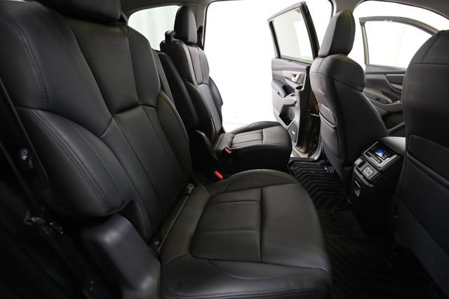Certified 2026 Subaru Ascent Touring AWD/4WD image 29