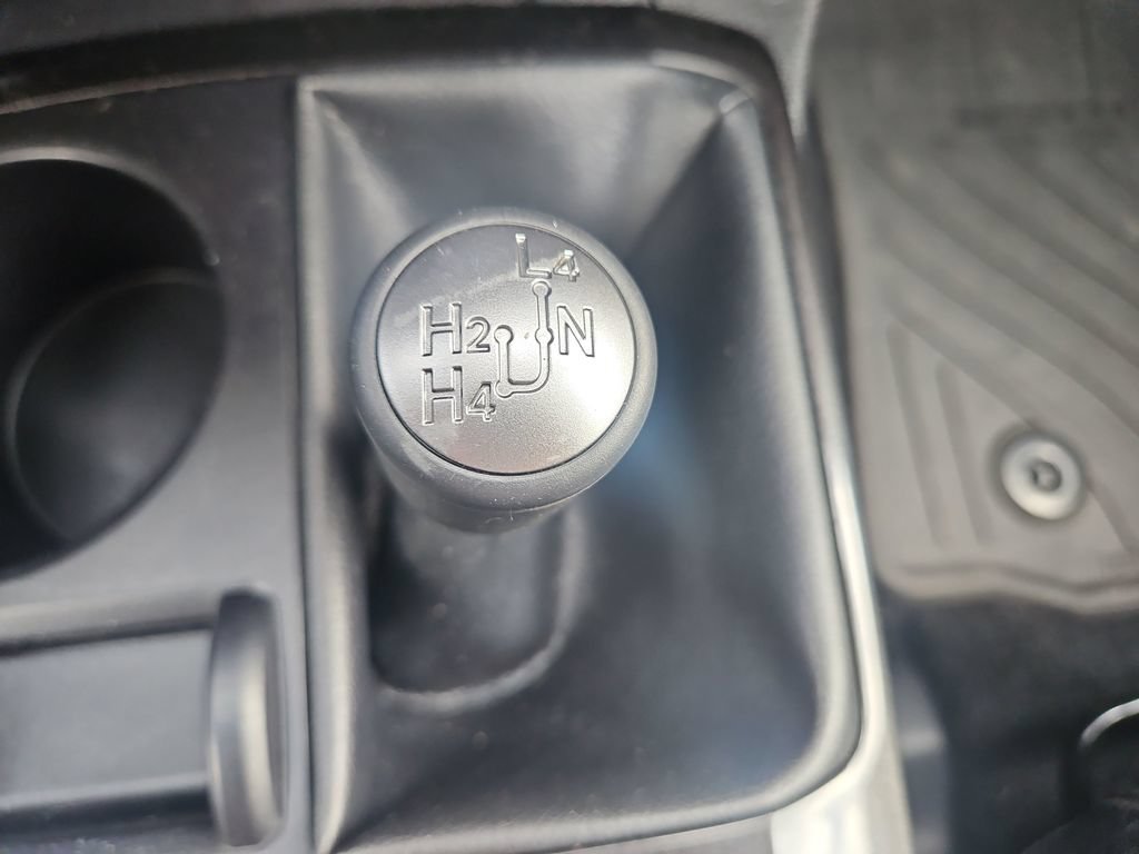 Used 2016 Toyota 4Runner Trail AWD/4WD image 40