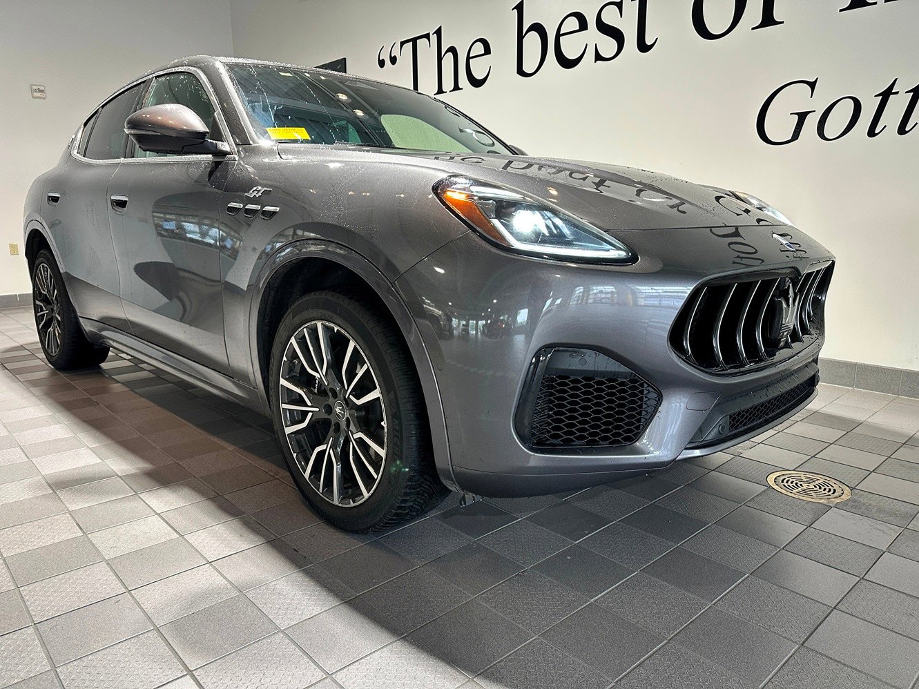 Used 2023 Maserati Grecale GT AWD/4WD image 1