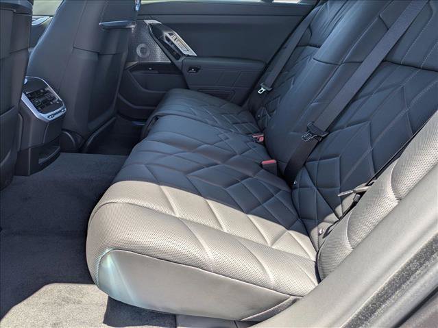 New 2026 BMW 760i xDrive AWD/4WD image 15