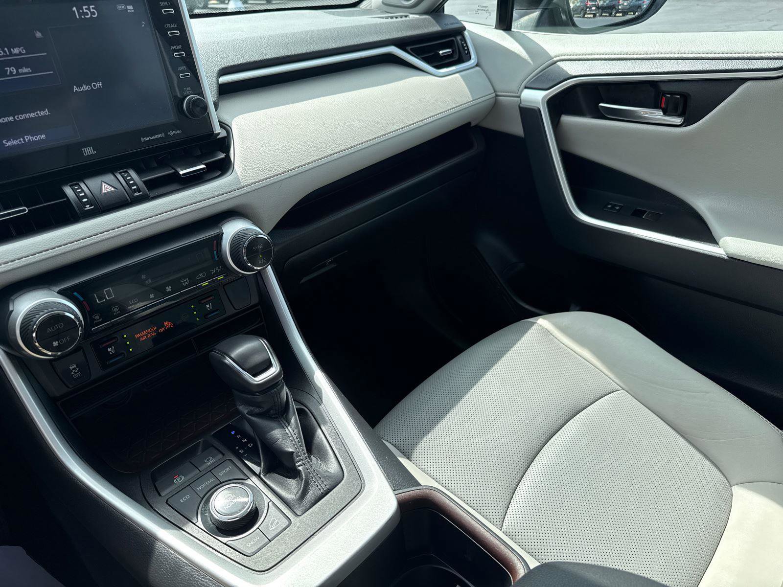 Used 2022 Toyota RAV4 Limited w/ Limited Grade Weather Package AWD/4WD image 23