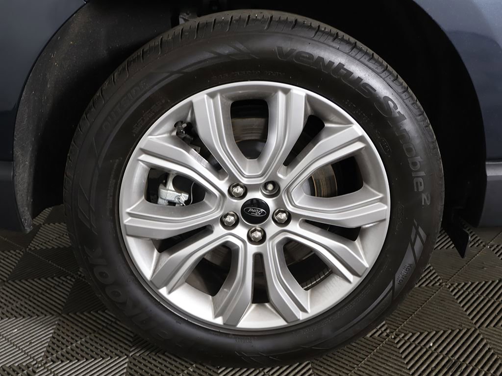 Used 2023 Ford Edge Titanium w/ Equipment Group 301A image 22