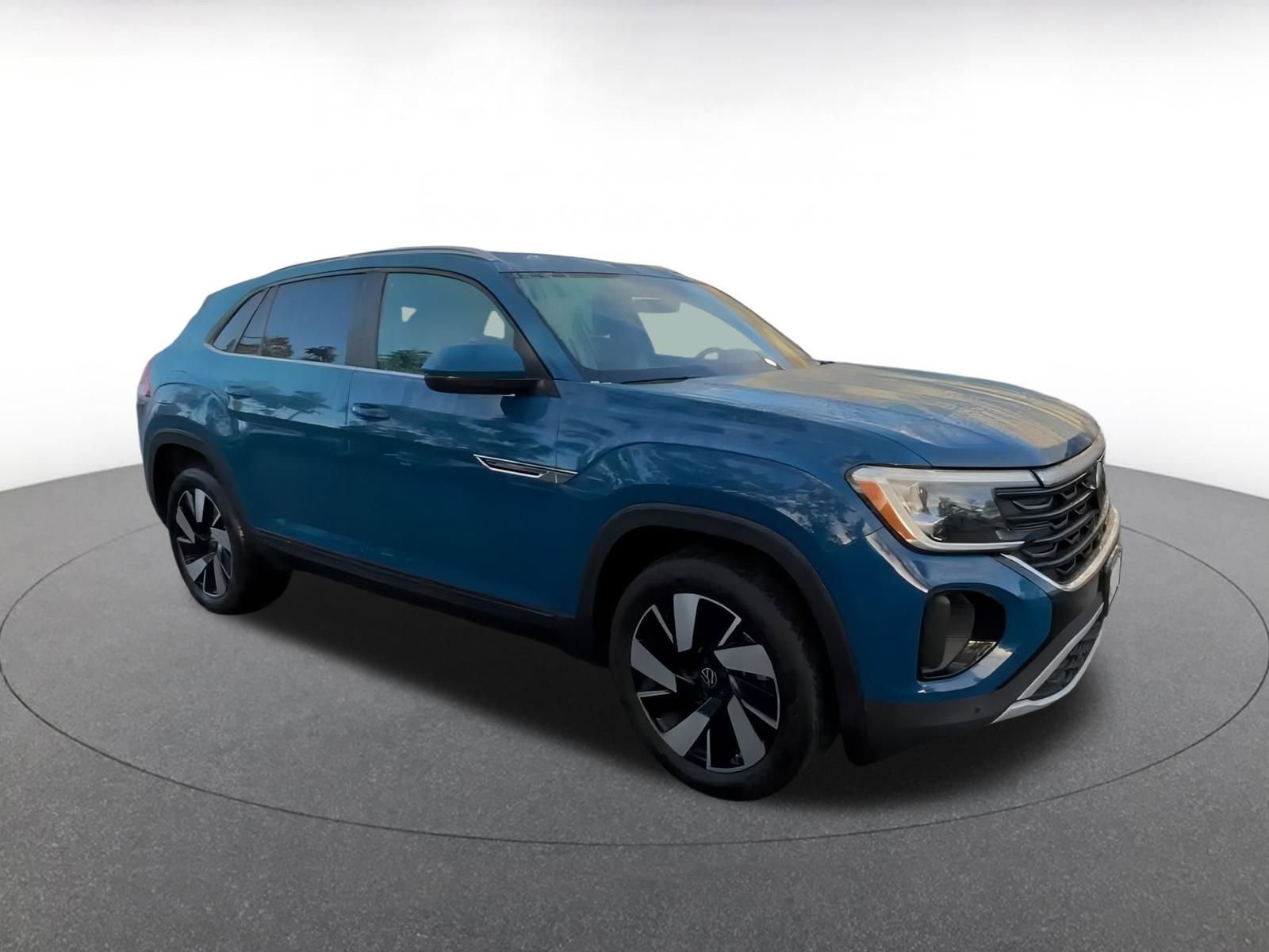 Used 2025 Volkswagen Atlas Cross Sport SE video 2