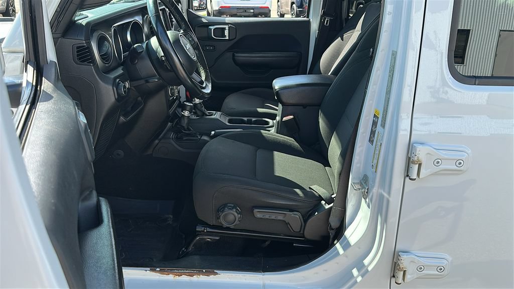 Used 2021 Jeep Wrangler Unlimited Sport AWD/4WD image 13