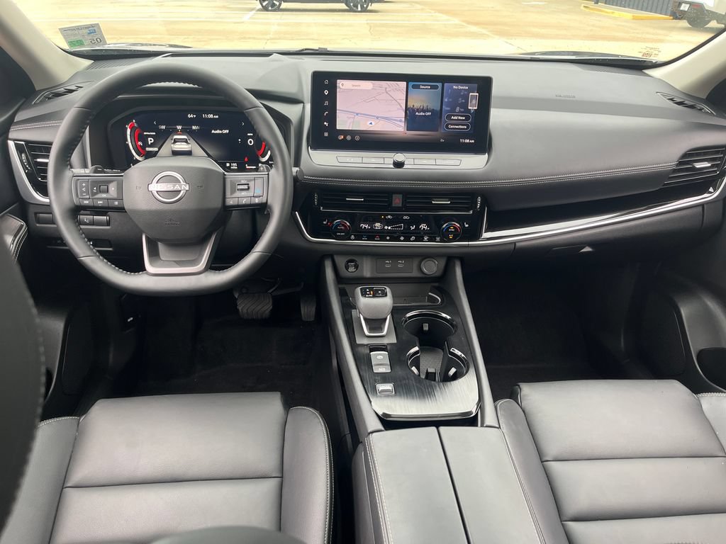Certified 2025 Nissan Rogue SL w/ SL Premium Package FWD image 17