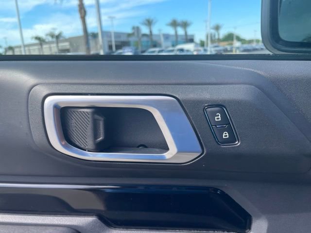 New 2026 Ford Bronco Badlands image 19