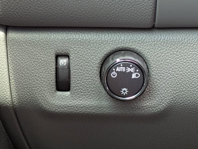 Used 2021 GMC Canyon Elevation Standard w/ Convenience Package RWD image 24