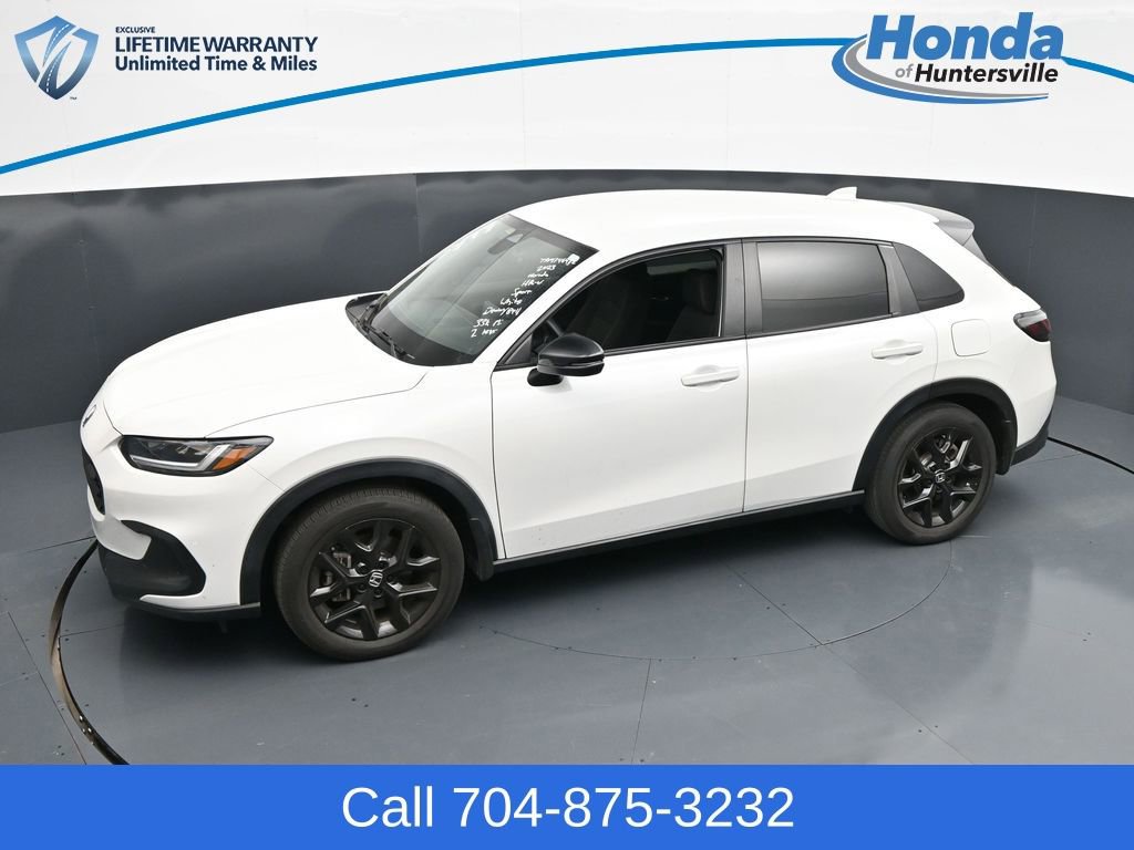 Used 2023 Honda HR-V Sport image 16