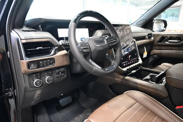 New 2026 GMC Yukon XL Denali Ultimate w/ LPO, Floor Liner Package AWD/4WD image 31