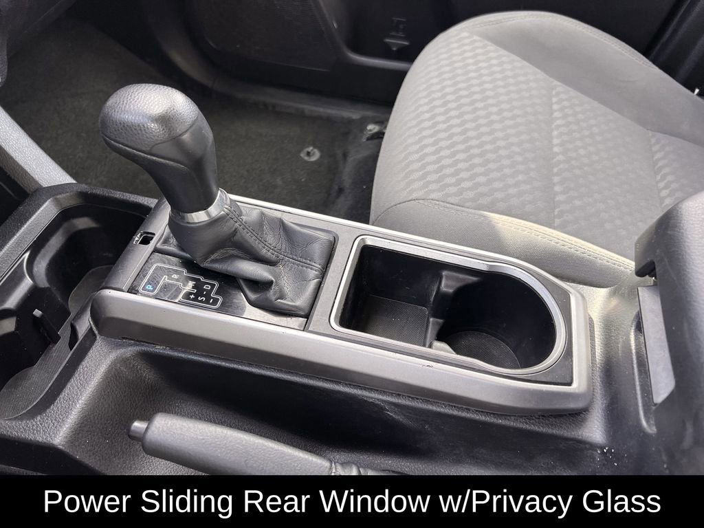 Used 2022 Toyota Tacoma TRD Off-Road image 22