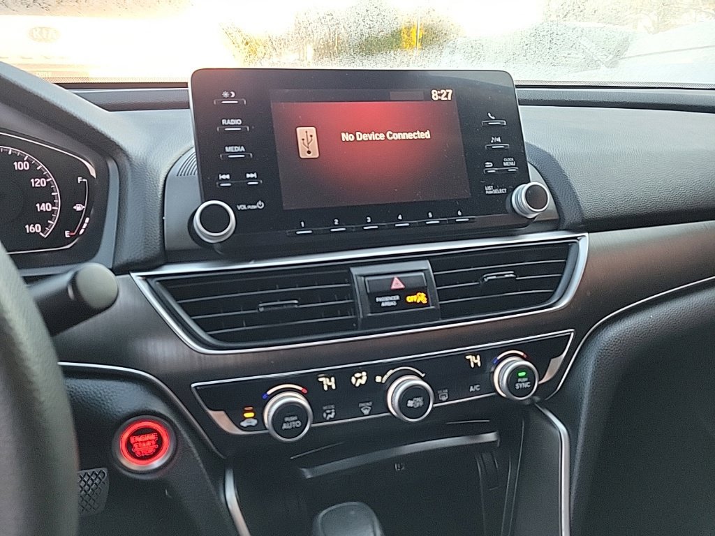Used 2018 Honda Accord LX image 8