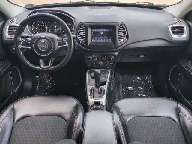 Used 2018 Jeep Compass Latitude w/ Popular Equipment Group AWD/4WD image 15