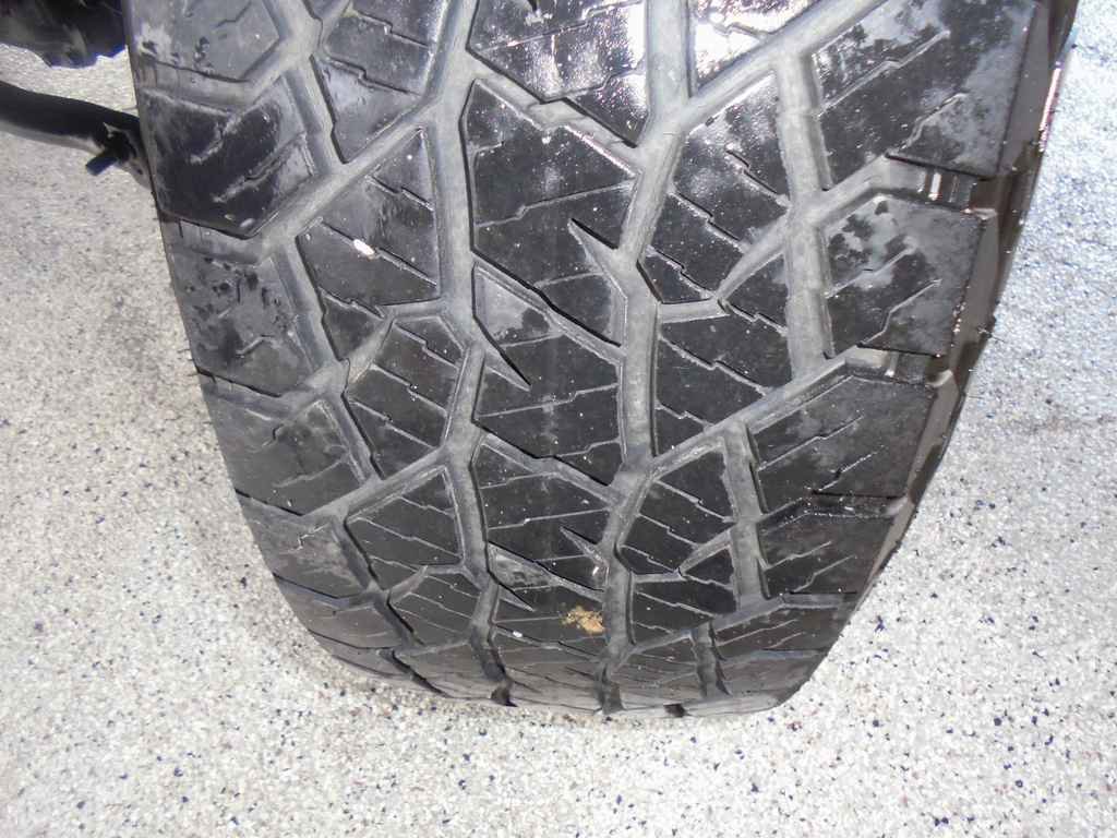 Used 2012 Jeep Wrangler Unlimited Sahara w/ Connectivity Group image 5