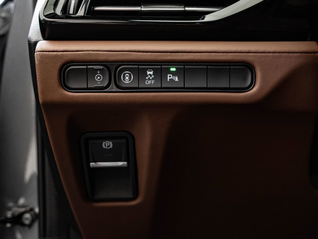 Certified 2026 Acura MDX w/ Technology Package image 43