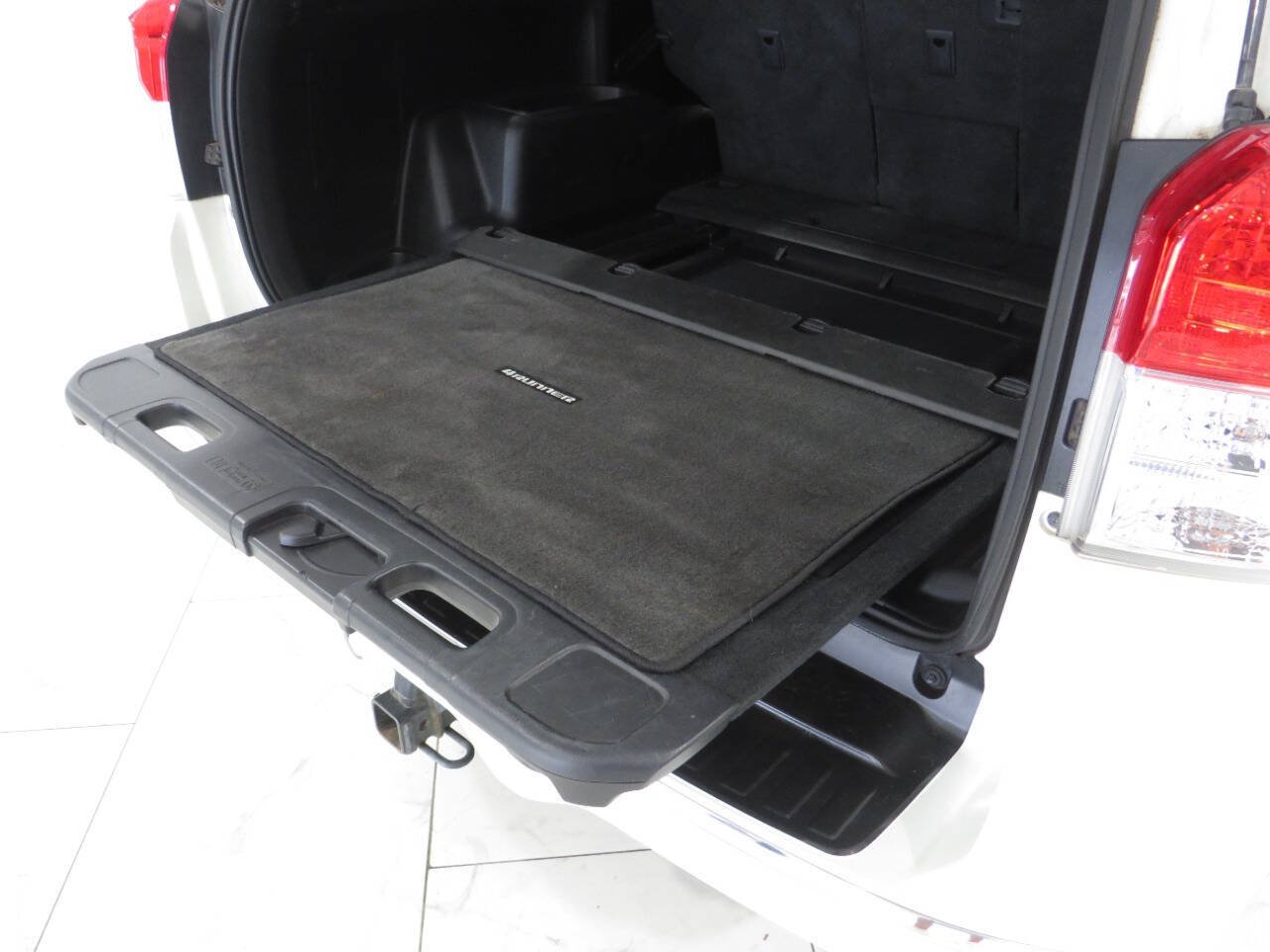 Used 2010 Toyota 4Runner Limited RWD image 16