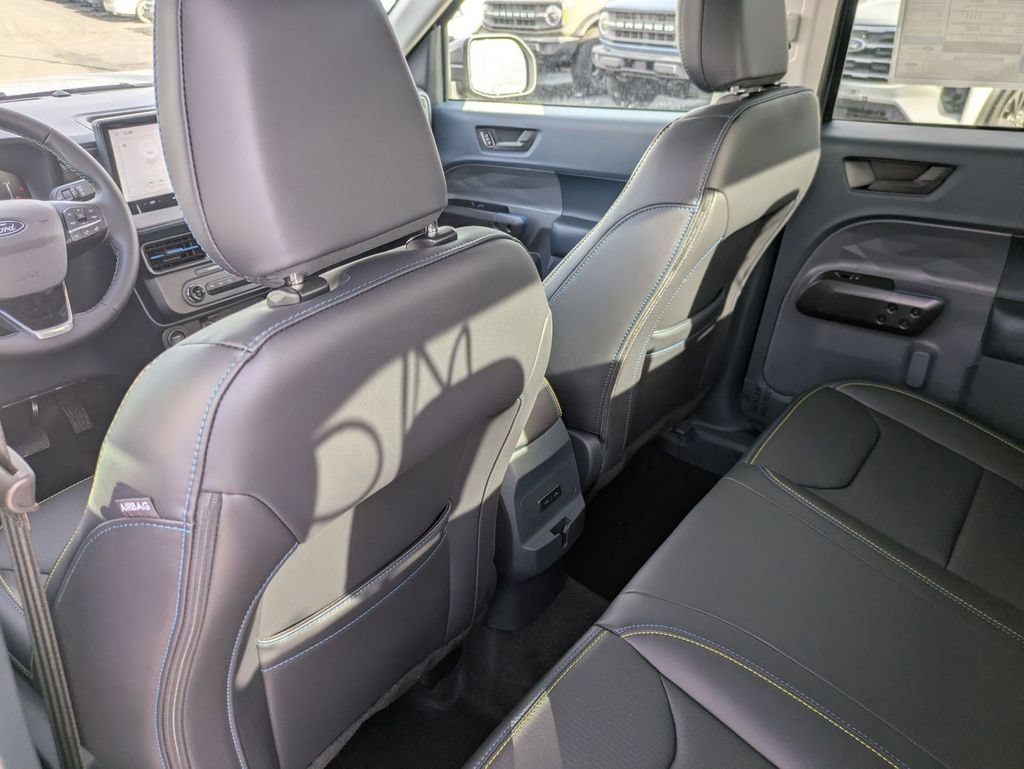 New 2026 Ford Maverick Lobo AWD/4WD image 44