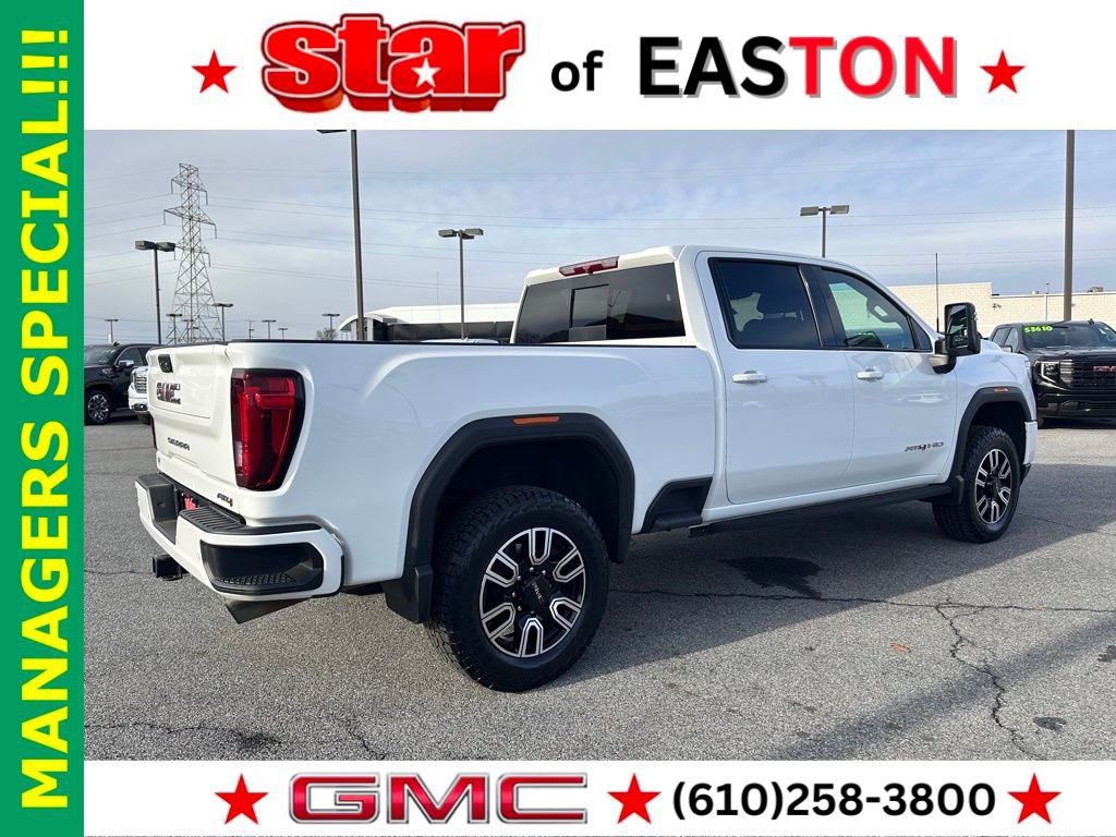 Used 2023 GMC Sierra 2500 AT4 w/ AT4 Preferred Package image 9