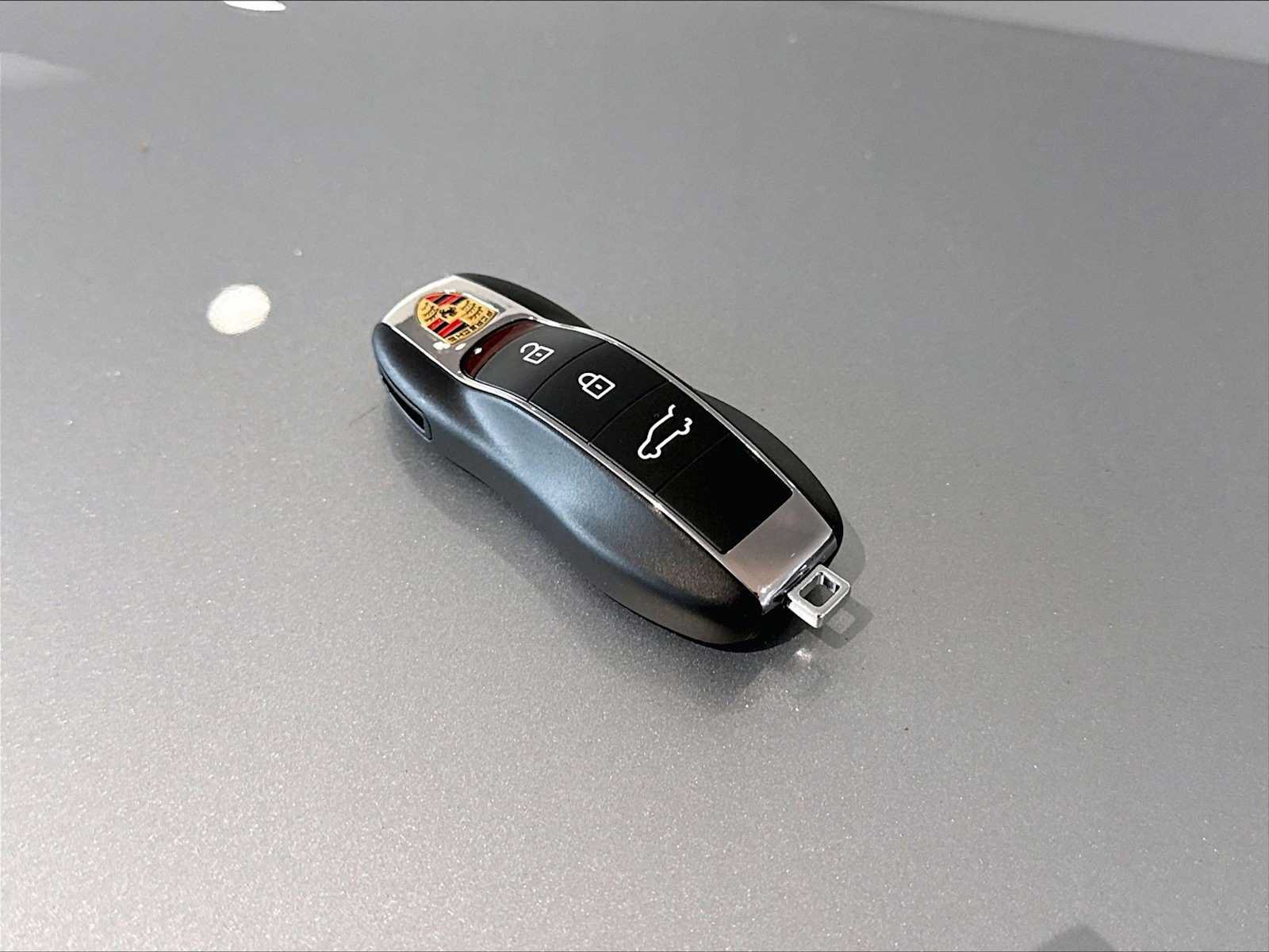 New 2026 Porsche Macan S AWD/4WD image 21