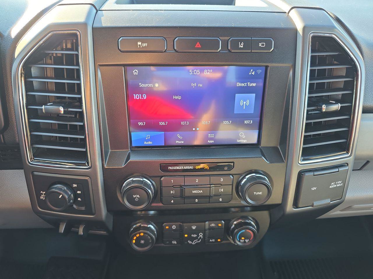 Used 2020 Ford F350 XLT w/ XLT Value Package AWD/4WD image 9
